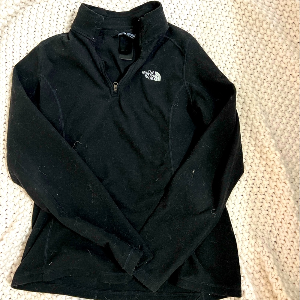 Black North Face quarter zip